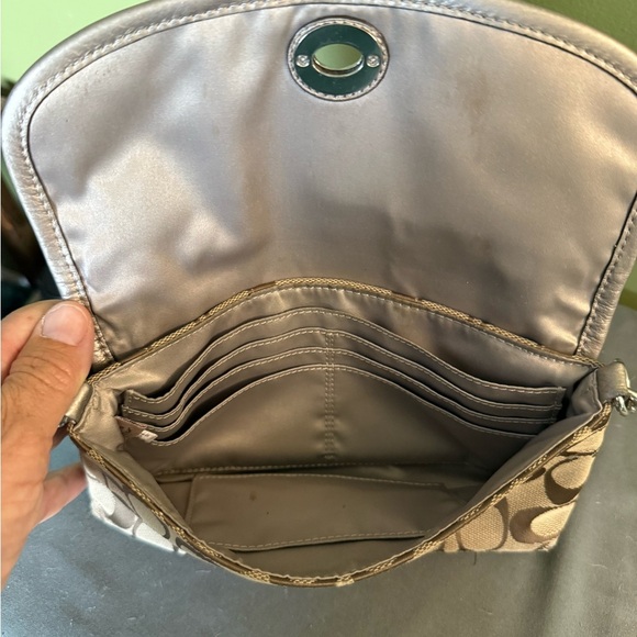 Coach Park Signature Large Flap Wristlet (Coach F51820) Khaki - Picture 4 of 5